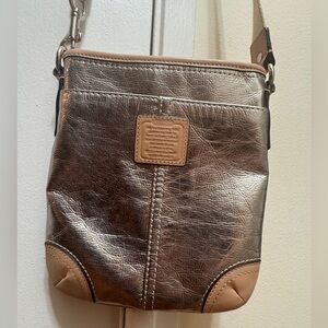 Coach Swingpack Small Crossbody bag Silver/Tan